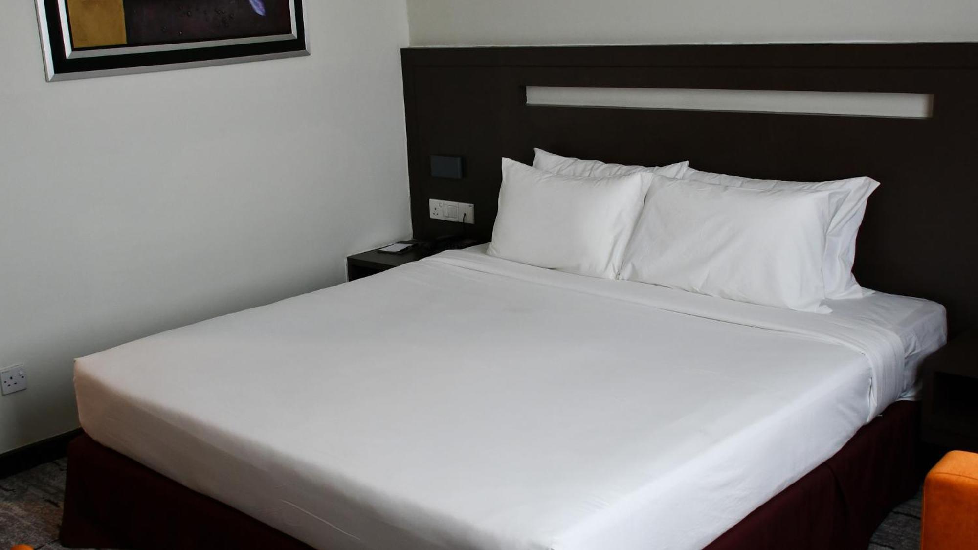 Premiere Hotel - Complimentary Shuttle To Klang Wholesale Market Kültér fotó